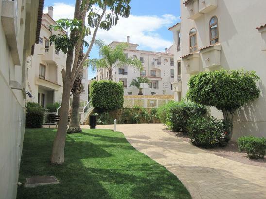 Albir Deluxe Garden Hotel El Albir Екстериор снимка